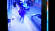 Samsun'da Bir Kadın 2 Kişiyi Bıçakla Yaraladı