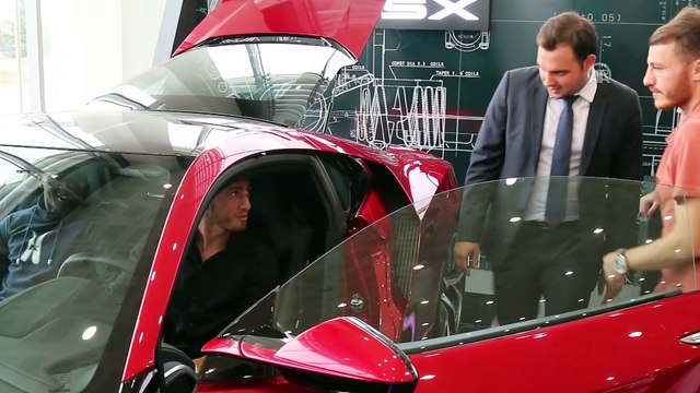 Sivassporlu futbolcular ve Tamer Tuna otomobil tanıtım törenine katıldı - SİVAS