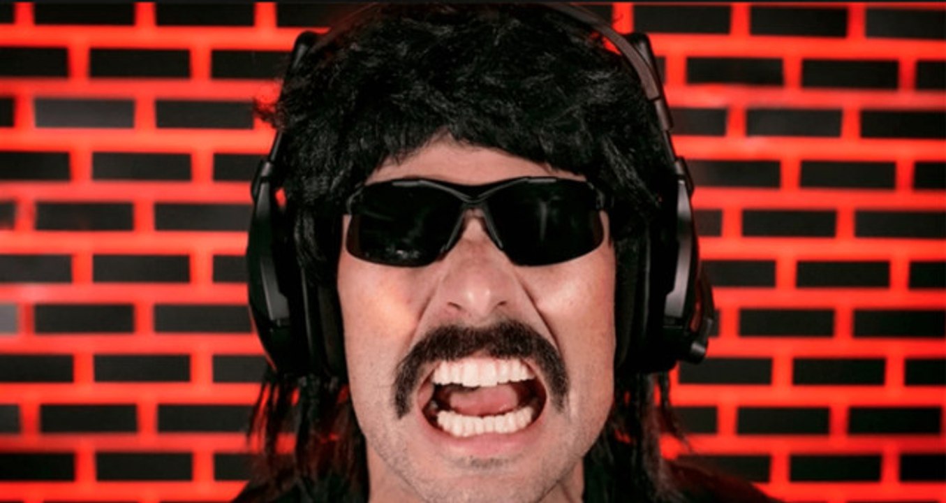 Ünlü Yayıncı Dr. Disrespect Canlı Yayında Silah...