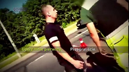 Świadczy usługi dla policji, mimo wyroków na koncie