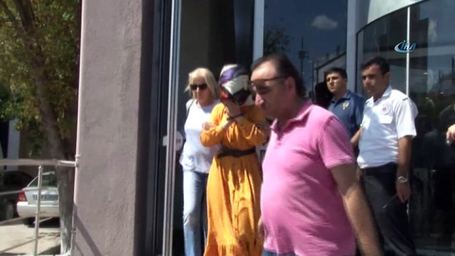 Atatürk'e hakaretten yargılanan Safiye İnci'nin tutukluluk halinin devamına karar verildi