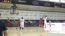 Gloria Kupası Basketbol Turnuvası'nda Banvit, Fransa'nın As Monaco Takımını 83-60 Yendi