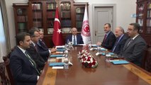 TBMM Başkanı Binali Yıldırım,  Maarif Vakfı Başkanı Birol Akgün'ü kabul etti.