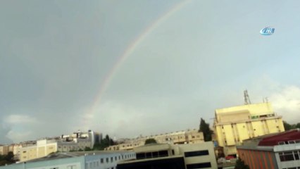 İstanbul’da gökkuşağı sürprizi