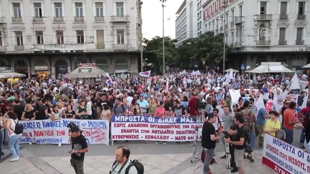 Yunanistan'da Kemer Sıkma Karşıtı Gösteri