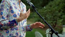 AM LIEBSTEN VON DIR - Julia Engelmann - neues Gedicht - Backyard Session