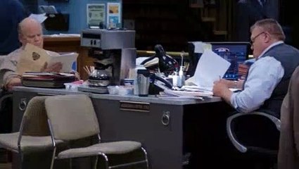 Brooklyn Nine Nine S04E04 - The Night Shift (1)