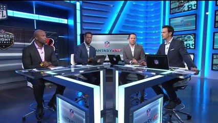 How should fantasy owners handle Leonard Fournette's injury in Week 2? | NFL Fantasy Live