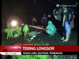 Tebing di Pinggir Rel Kereta Api di Cilebut Longsor