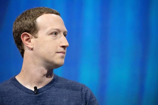 Mark Zuckerberg Issues Warning About 2018 Midterms