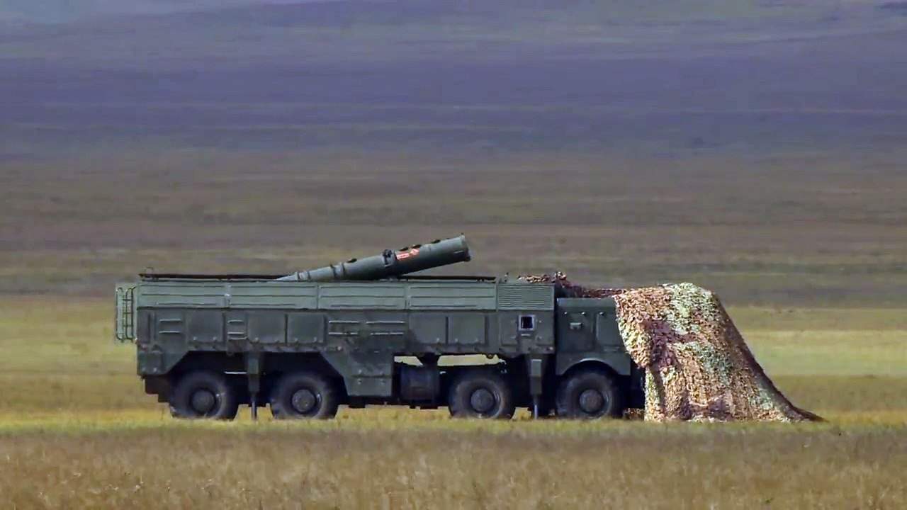 Russian Iskander missile launchers flex muscles at Vostok-2018