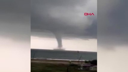 Balıkesir Erdek'te Korkutan Hortum