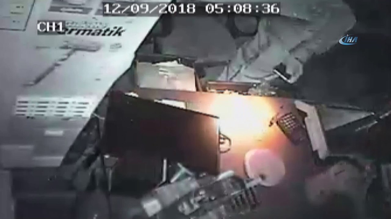 Maskeli hırsızlar bakkaldan 8 bin liralık soygun yaptı