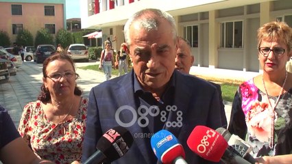 Descargar video: Ora News - Vetingu i politikanëve, Ruçi: Nisma e PD-së në tryezë