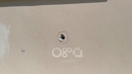 Ora News - RENEA rrethon banesën në Lushnje, plagoset 77 vjeçari