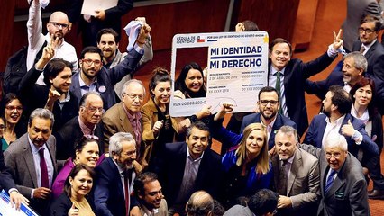Los transgénero chilenos podrán cambiar de nombre y sexo en sus actas de nacimiento