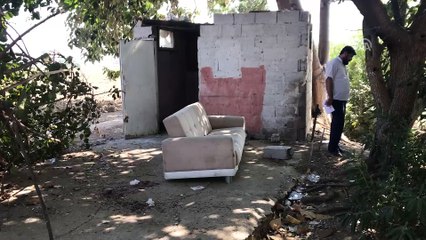 Adana'da yaralı bulunan kadın hastaneye kaldırıldı