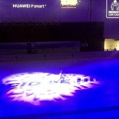 David Fernández se vuelca en la acción solidaria de Huawei y Cris Contra el cáncer