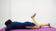 Yoga: पाचन प्रणाली को ठीक रखता है मृगासन | Boldsky