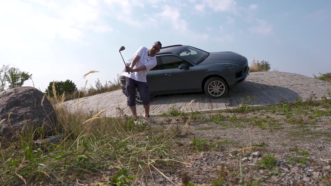 Porsche Crossdrive - Outlaw Golfing