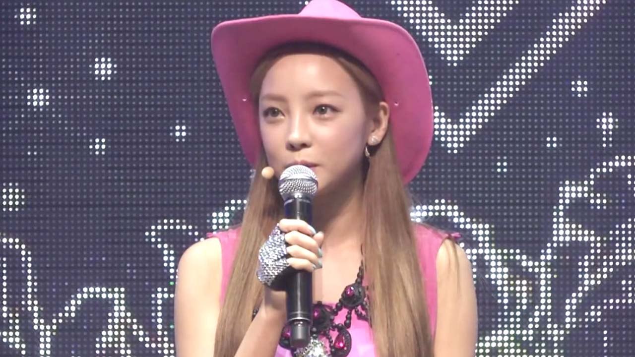 '남자친구 폭행 혐의' 구하라, 연락 두절...경찰 "자택 순찰 강화" / YTN