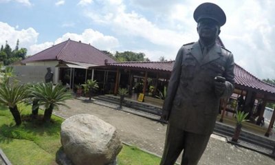 Mempelajari Sejarah Orde Baru di Museum Soeharto