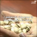 Mangiare 30 grammi di frutta secca al giorno ci offre molti benefici. Quali proprietà ha ciascuno?