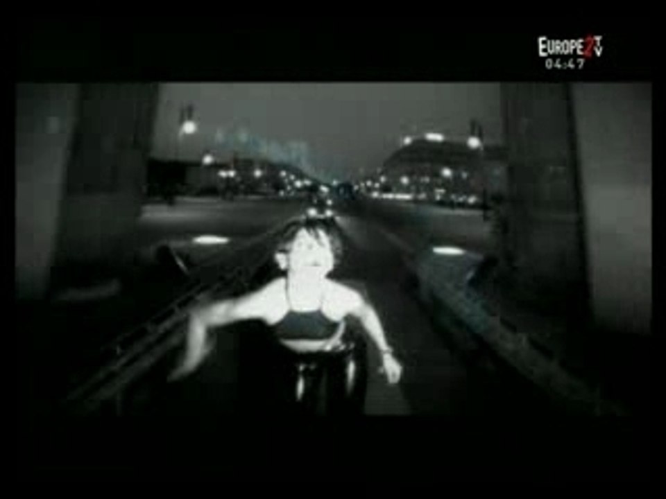 DA HOOL "meet her at the love parade"