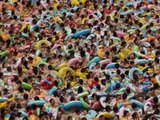 Piscine chinoise : un peu de monde non?!