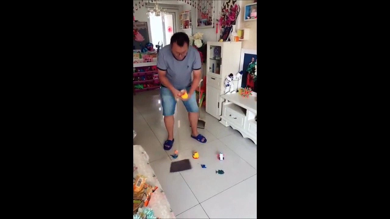 Papa vs Poupée russe... Tellement drôle