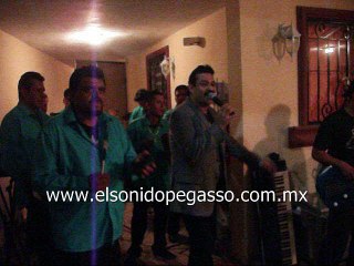 DANNY Y SU CORCEL - HOY QUE TE VAS