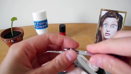 GIVING A PEDICURE!! Kluna Tik Dinner  ASMR eating sounds no talk ペディキュアをする, PEDIKÜRE