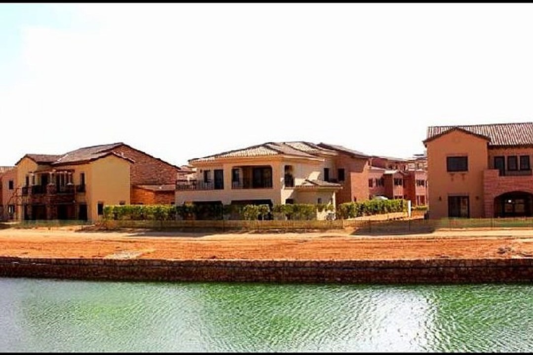 الساحل الشمالي مراسي اريزوللبيع فيلا توين هاوس