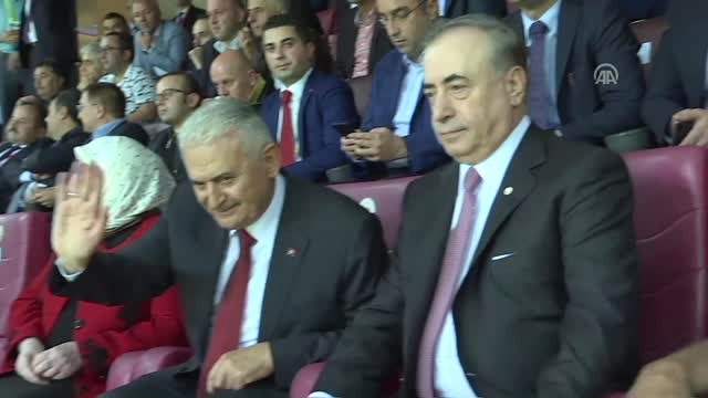 TBMM Başkanı Yıldırım Galatasaray-Kasımpaşa Maçını İzledi