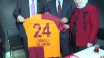 Spor TBMM Başkanı Binali Yıldırım, Galatasaray-Kasımpaşa Maçını İzledi
