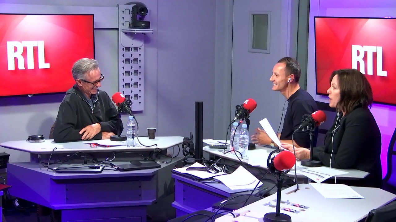 Minuterie ! Thierry Lhermitte bloqué dans un ascenseur