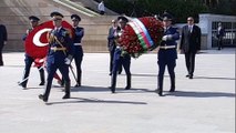 Türkiye Cumhurbaşkanı Erdoğan, Azerbaycan Şehitliğini ziyaret etti - BAKÜ