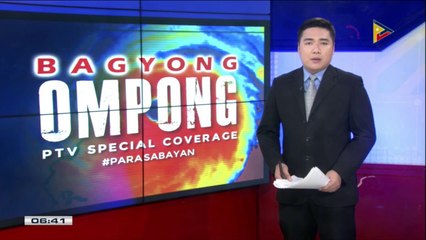 Mga pasahero sa Araneta Bus terminal, stranded