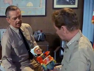 Voyage To The Bottom Of The Sea S02E11  The X Factor