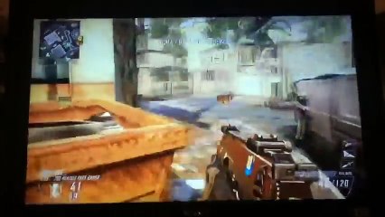 Black ops 2- Como ponerle el emblema y clan a una arma?