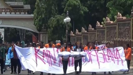 الروبية الإندونيسية تفقد 10% من قيمتها أمام الدولار