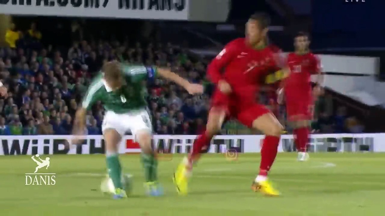 10 Times Cristiano Ronaldo Copied Ronaldinho