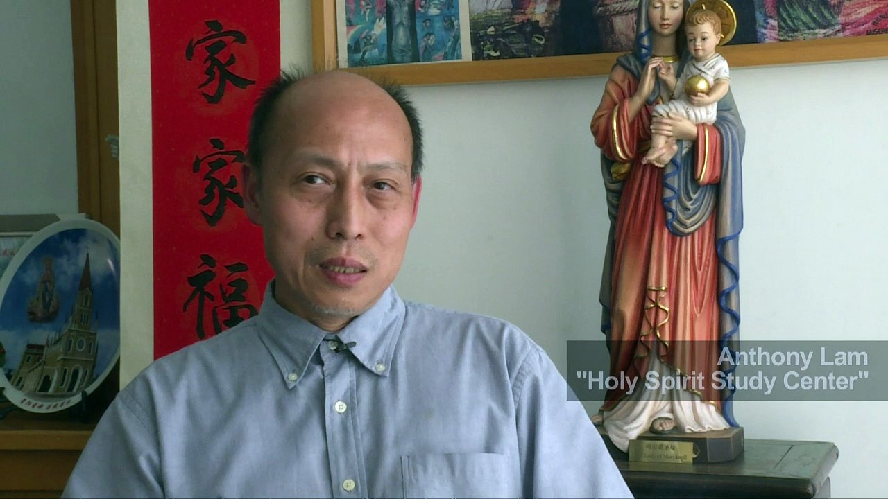 China reißt katholische Kirchen nieder