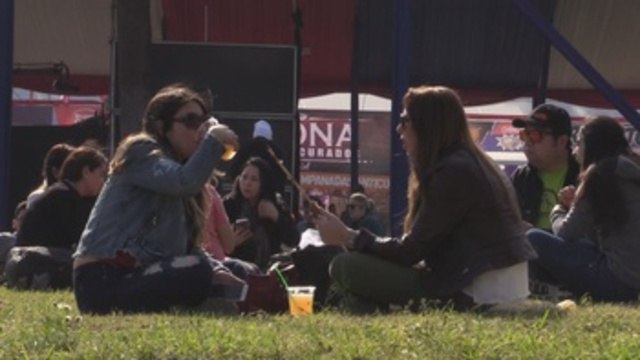 Asados, bailes y terremotos para celebrar 207 cumpleaños de Chile