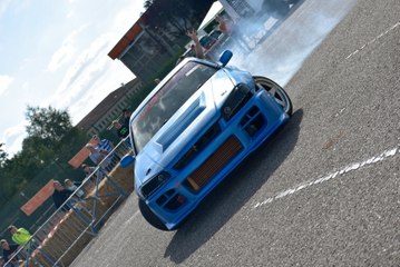 Bouzonville : au milieu du circuit de drift au Mega motor show