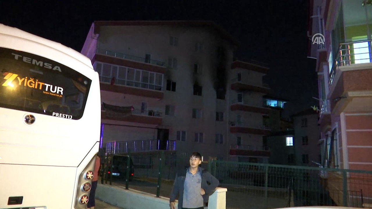 Ailesiyle tartışan genç yaşadıkları evi ateşe verdi - ANKARA