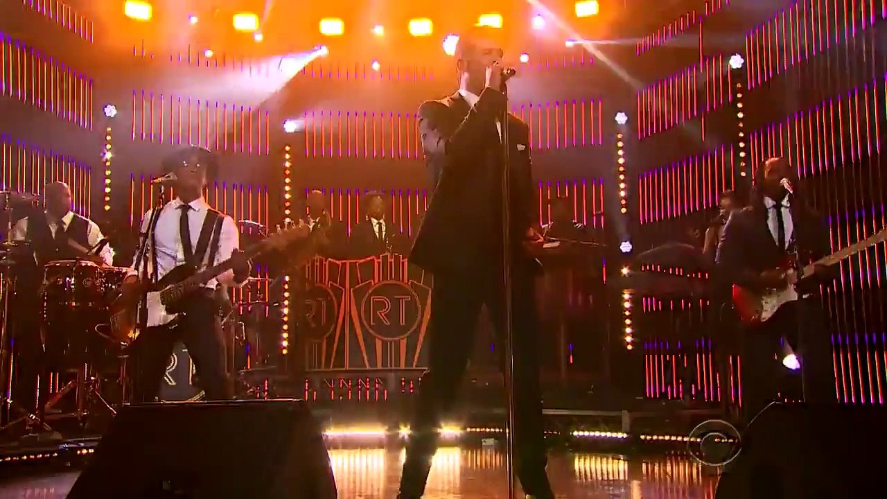 Robin Thicke - Back Together (On The Late Late Show w/ James Corden 2015)