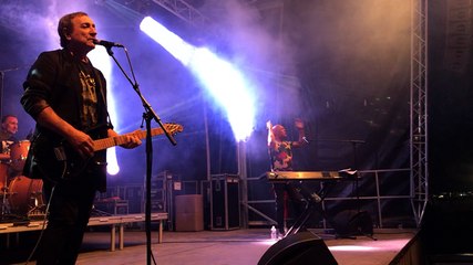 Émile et Images offre un petit medley avant de quitter la scène