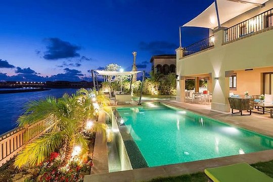 فيلا اريزو للبيع فى مراسي الساحل الشمالى تطل على حديقة 576متر