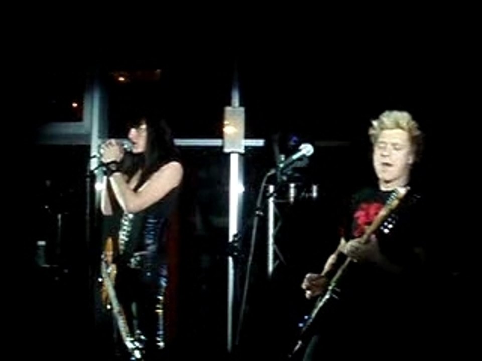 "Tu es à l'ouest" Pravda